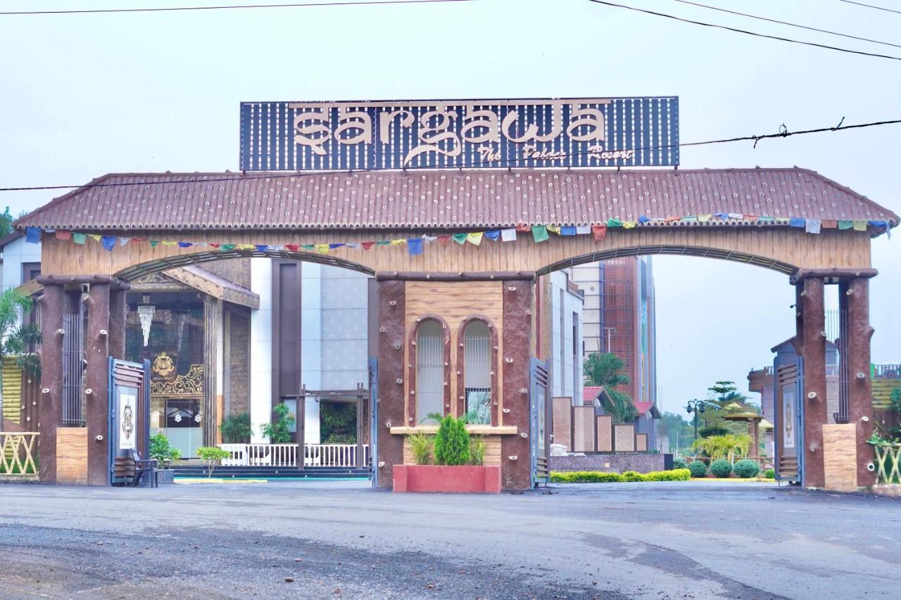 Sargawa The Palace Resort أمبيكابور المظهر الخارجي الصورة